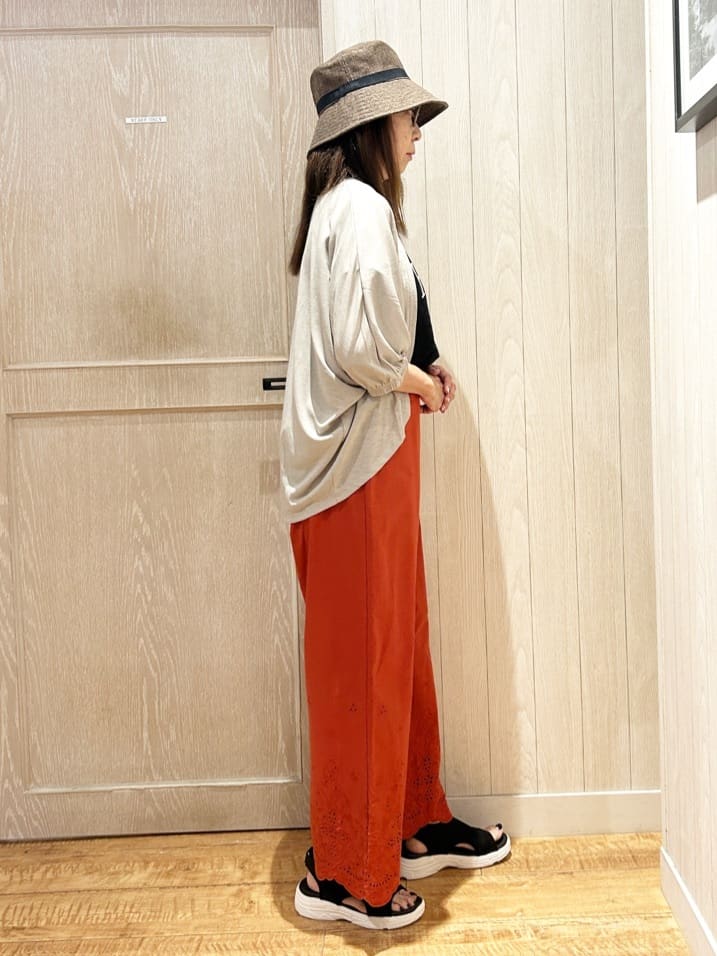 yukaさんの「SHOO･LA･RUE｜【UV/さらさらタッチ】女性らしさ漂う 5分袖ボレロカーディガン」を使ったコーディネート