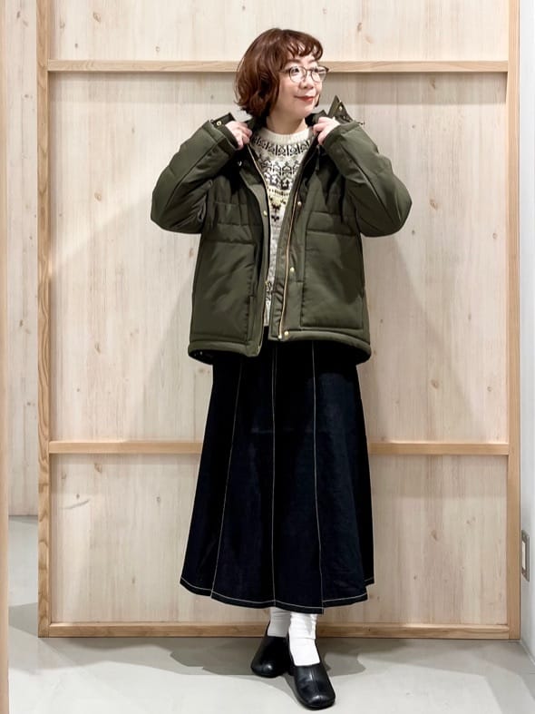 nakoさんの「THE SHOP TK｜【すっきり見えシルエット】上品ふわもこ中綿ブルゾン」を使ったコーディネート