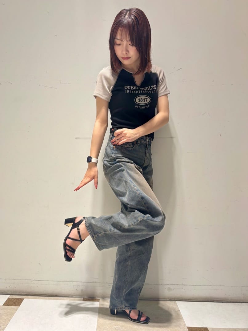 せらら⭐️さんの「ESPERANZA｜プレートヒールクロスベルトサンダル」を使ったコーディネート