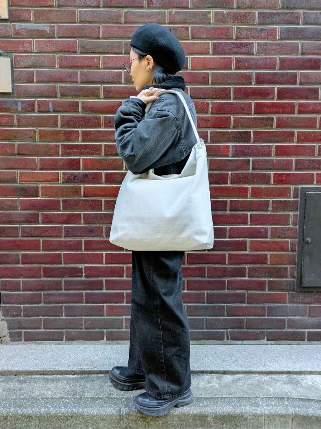 MTさんの「HIROKO HAYASHI｜ENORME RASO（エノルメ ラーゾ）ショルダーバッグ」を使ったコーディネート