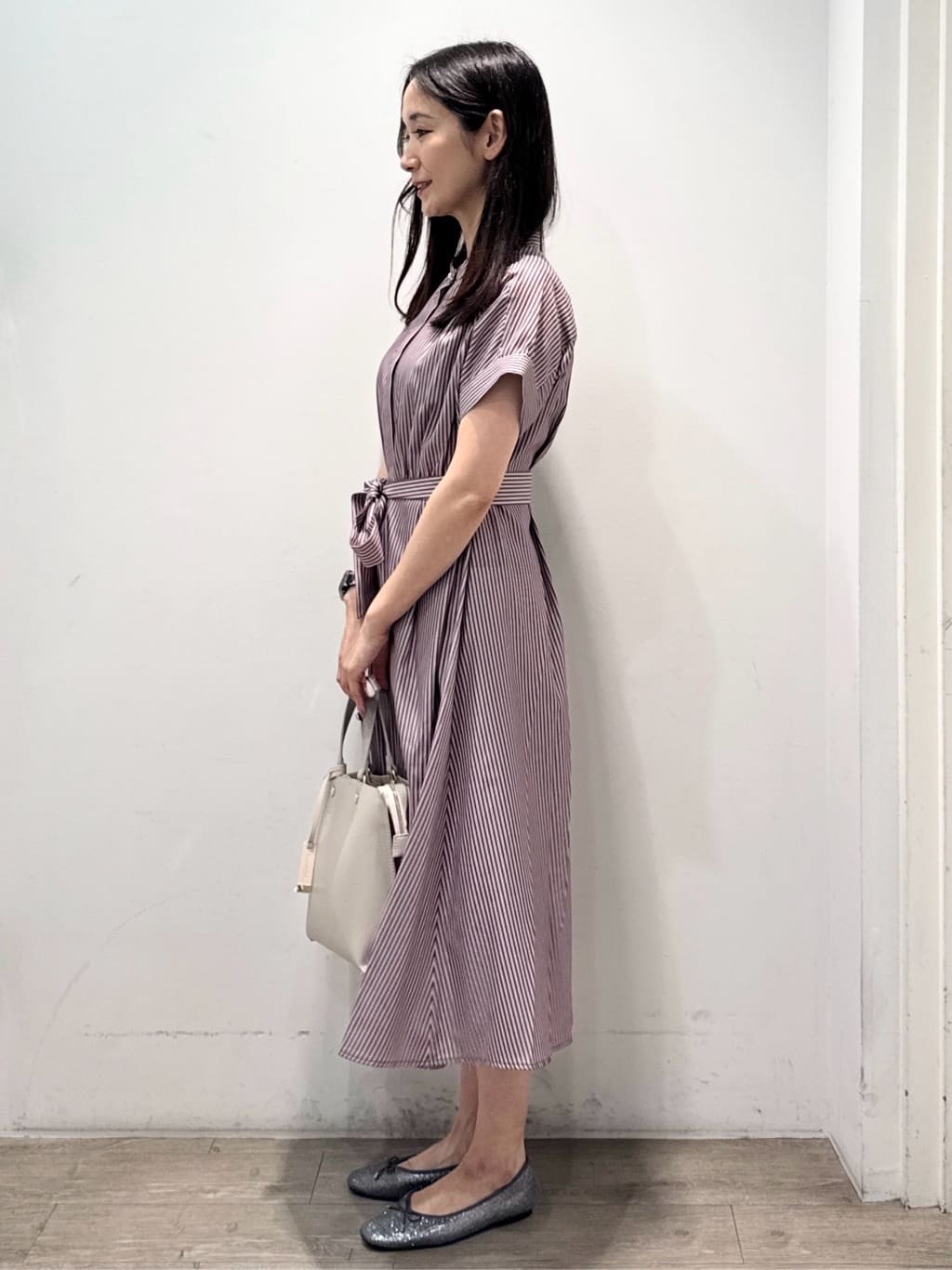 yuicciさんの「OPAQUE.CLIP｜《XS-LLサイズ》マルチストライプシャツワンピース【洗濯機洗い可／イージーアイロン／防シワ】」を使ったコーディネート
