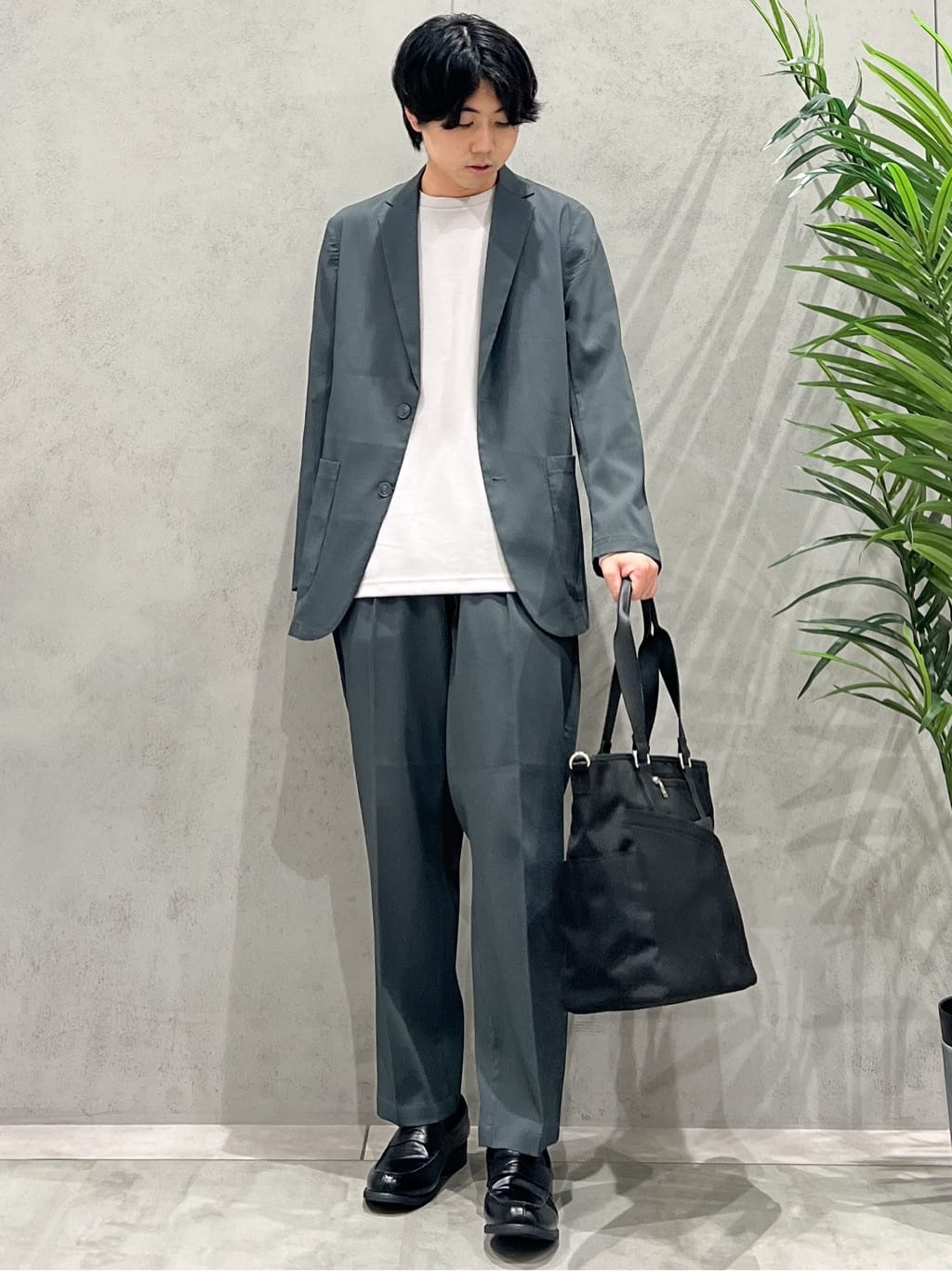 SHI-MAさんの「THE SHOP TK｜【Begin/ビギン10月号掲載】楊柳スマートジャケット　軽量/洗濯機OK/セットアップ可」を使ったコーディネート