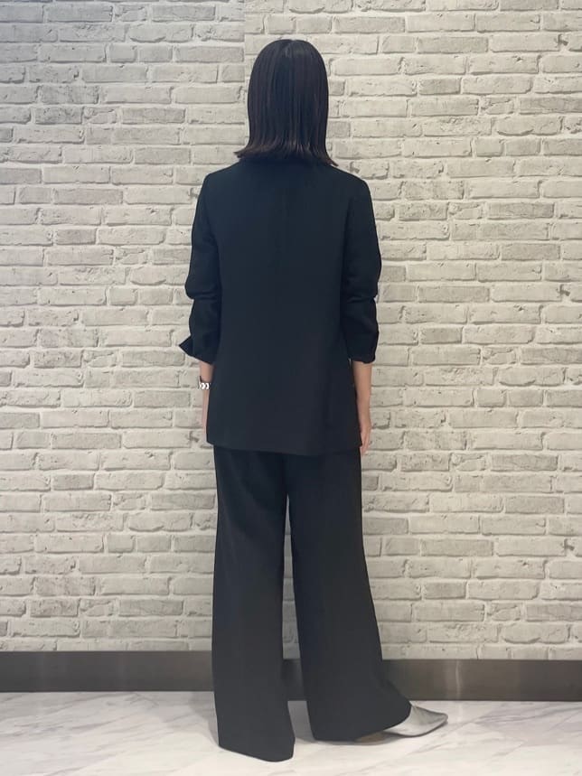 Mikoさんの「INDIVI｜【軽く羽織れる！】ダブルジャケット」を使ったコーディネート