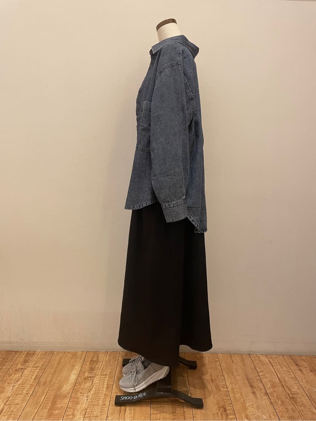まるよOTさんの「SHOO･LA･RUE｜◆洗えるサッと履けるニットスニーカー」を使ったコーディネート