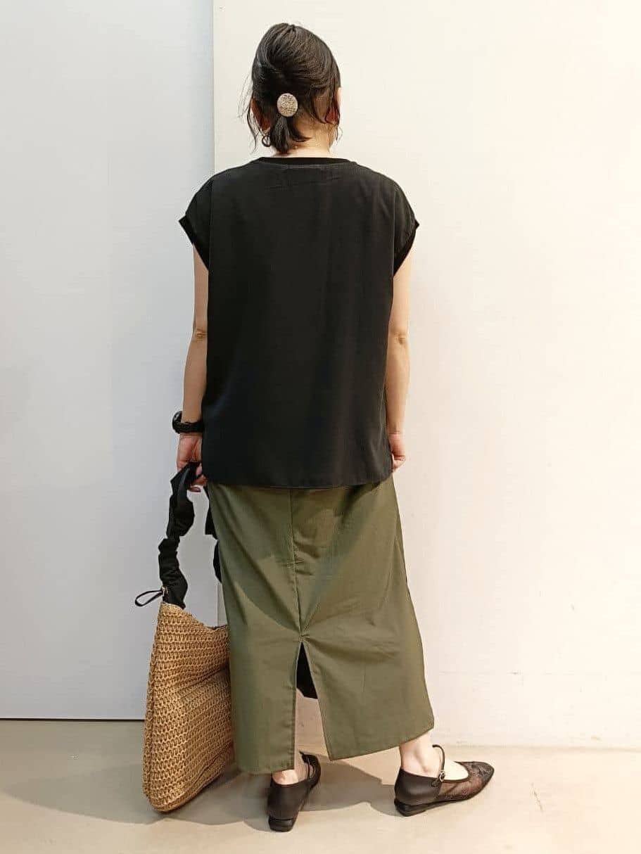 あんさんの「THE SHOP TK｜【mizugiwa/ラッシュガード】Vネックジャンスカ/セットアップ可/接触冷感/UVケア/洗濯機O」を使ったコーディネート