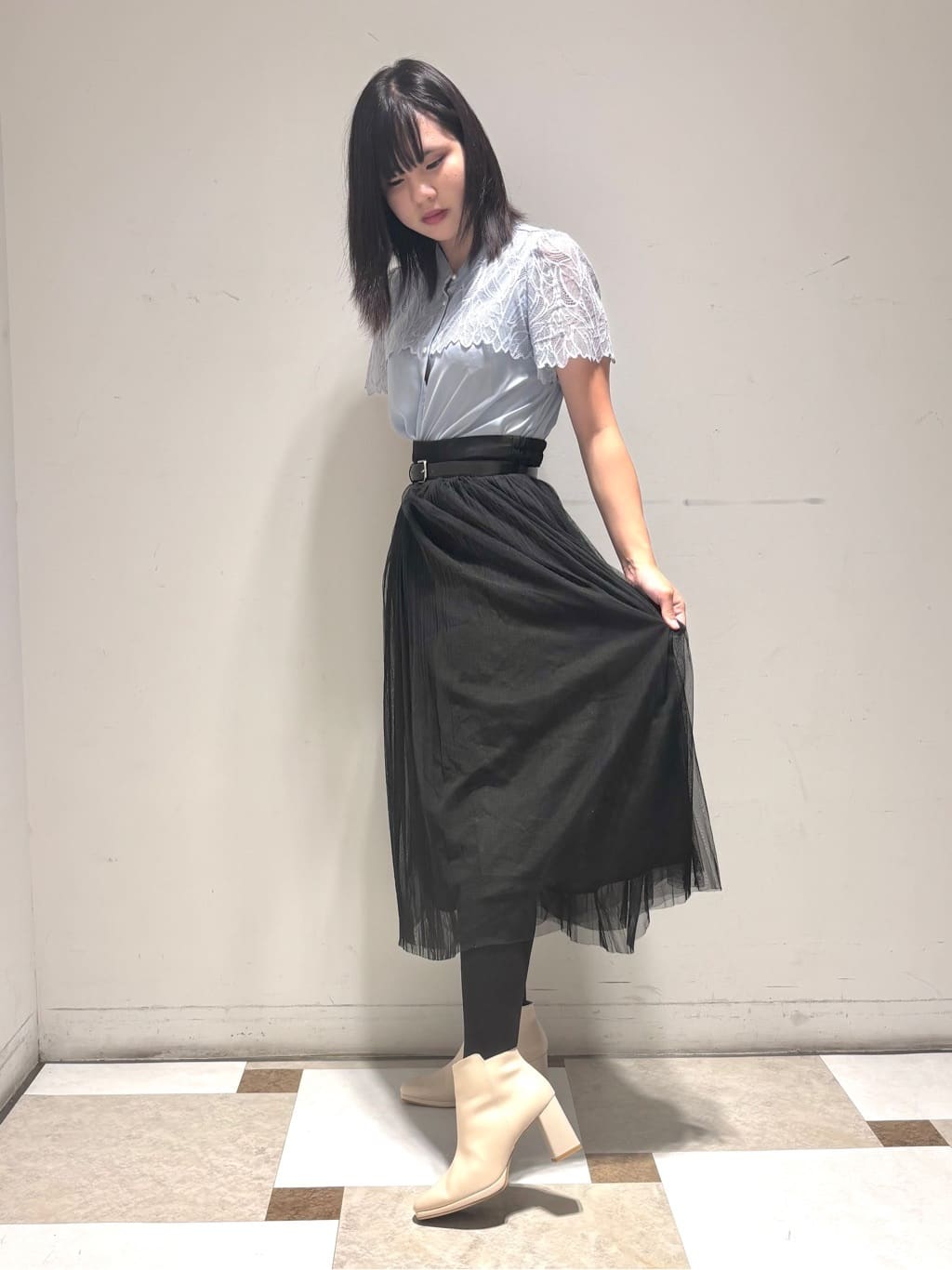 夜桜さんの「ESPERANZA｜【晴雨兼用】ブロックヒールショートブーツ」を使ったコーディネート