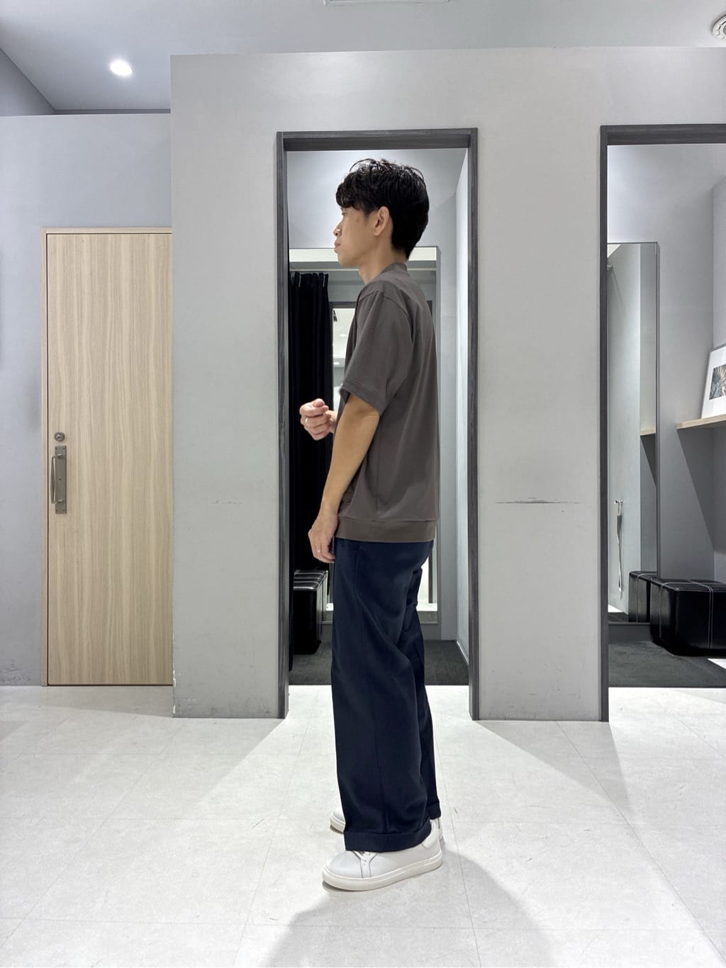 わいずみさんの「TAKEO KIKUCHI｜ボーラーハット柄 長袖シャツ」を使ったコーディネート