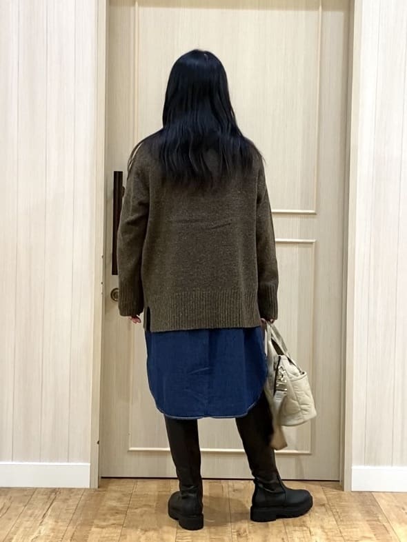 ERIさんの「SHOO･LA･RUE｜【S-LL】ゆるシルエットな メランジタートルニット」を使ったコーディネート