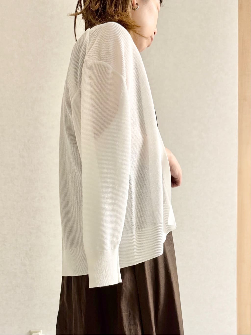 sayuさんの「UNTITLED｜◆【体型カバー/日除け】ドルマンスリーブ ガーターカーディガン」を使ったコーディネート