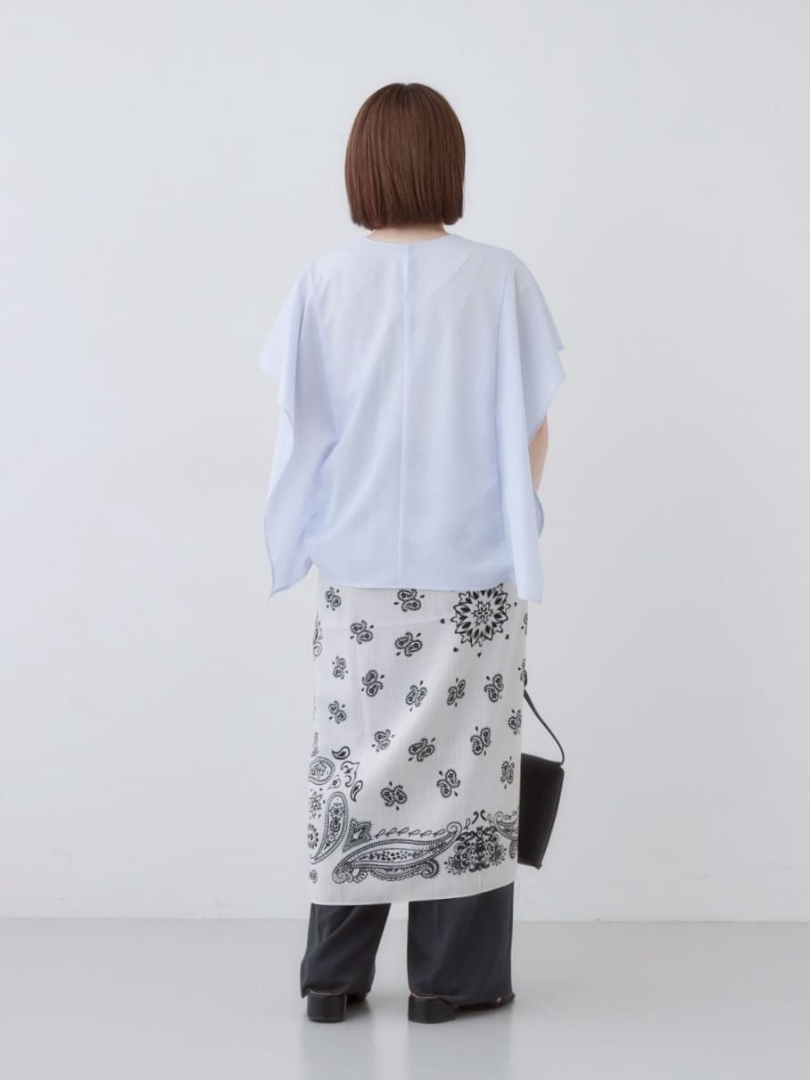 sakuさんの「INDIVI｜【体型カバー】スクエアブラウス」を使ったコーディネート
