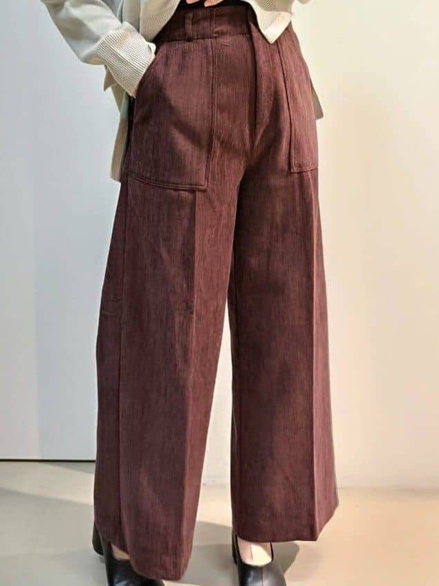 あんさんの「THE SHOP TK｜【体型カバー】ゆったり サイドスリットニット」を使ったコーディネート