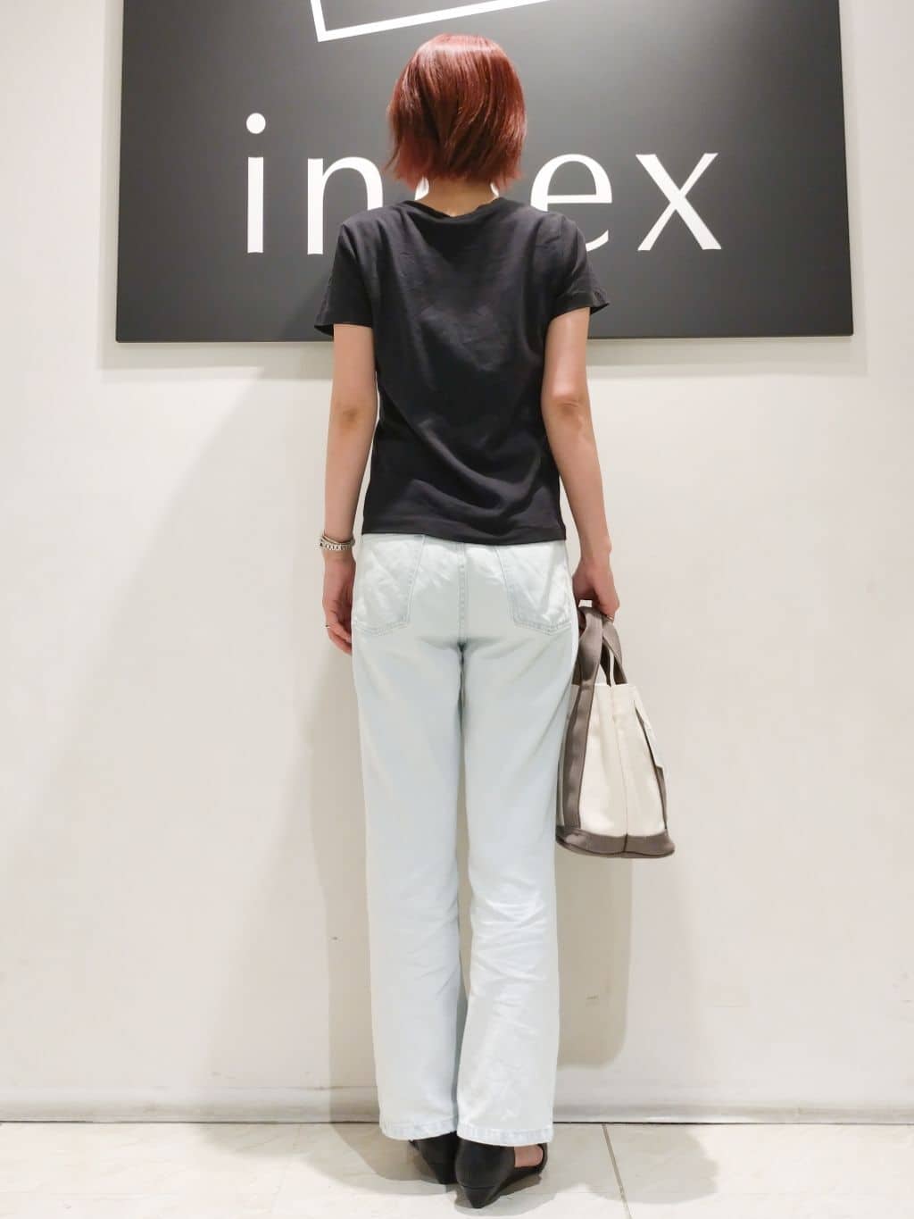n.さんの「index｜◆ワンポイントロゴ刺繍Tシャツ【UV／接触冷感／洗濯機洗い可】」を使ったコーディネート