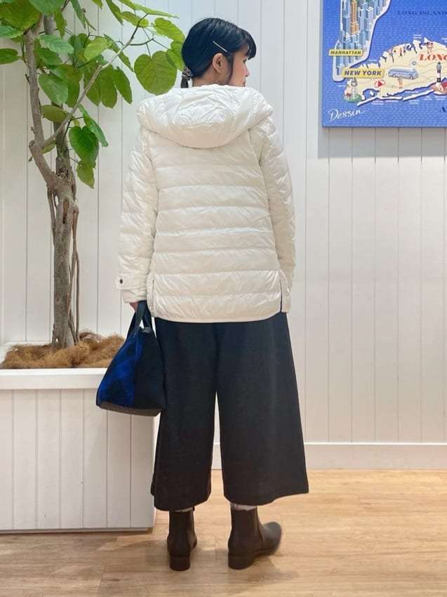 mikaさんの「Dessin｜【撥水・2WAY】ミュラーダウンコートミドル丈」を使ったコーディネート