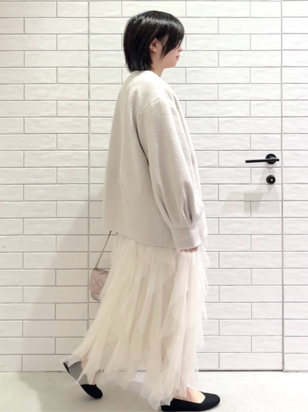 しおりさんの「OPAQUE.CLIP｜ビック襟ケーブルニット【洗濯機OK／抗ピル】」を使ったコーディネート