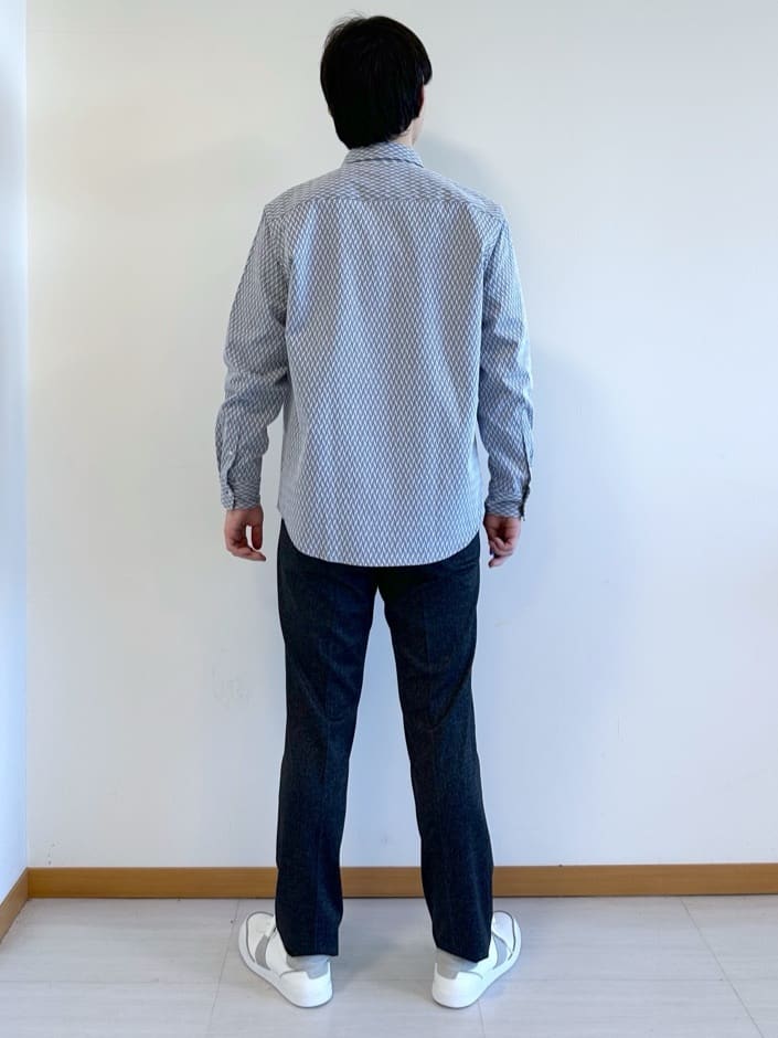イッシーさんの「TAKEO KIKUCHI｜【ONOFF対応】TRダブルニット ストレッチパンツ」を使ったコーディネート