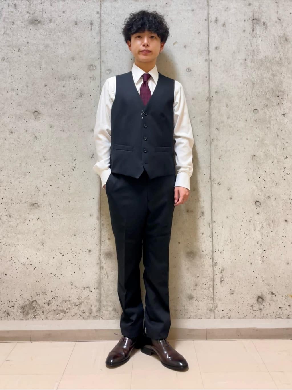 すずきさんの「TAKEO KIKUCHI｜【Made in JAPAN】ドビーストライプ ドレス シャツ」を使ったコーディネート