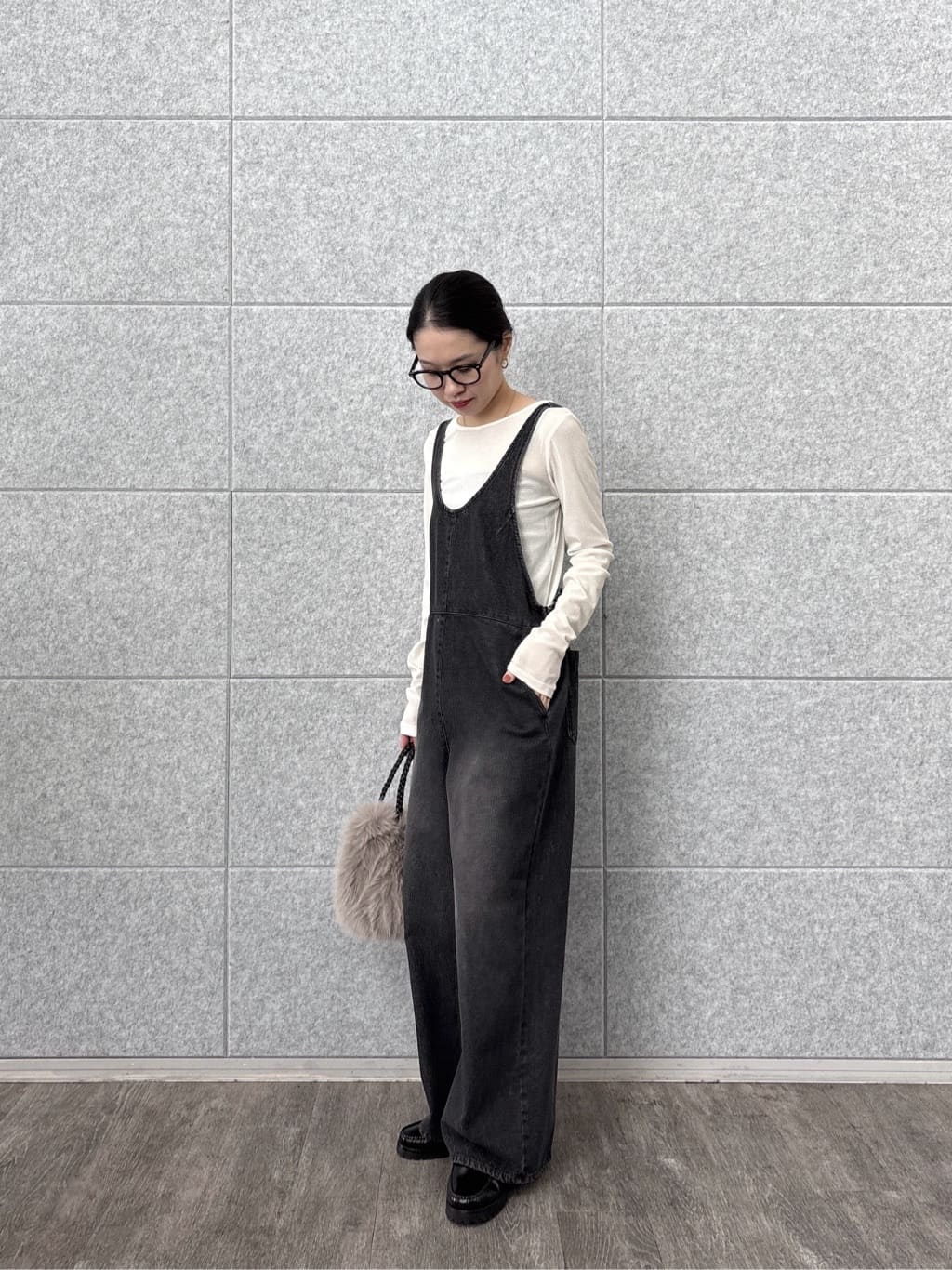 ひなさんの「INDIVI｜デニムサロペット」を使ったコーディネート