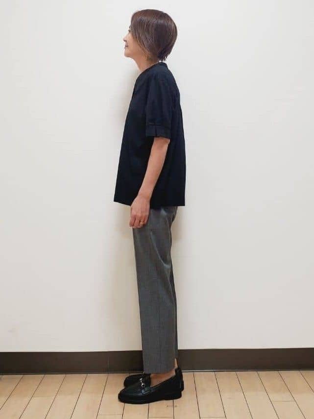 yuuさんの「Reflect｜【すっきり見え！長め丈／マシンウォッシュ可】スキッパーネックジャージトップス」を使ったコーディネート