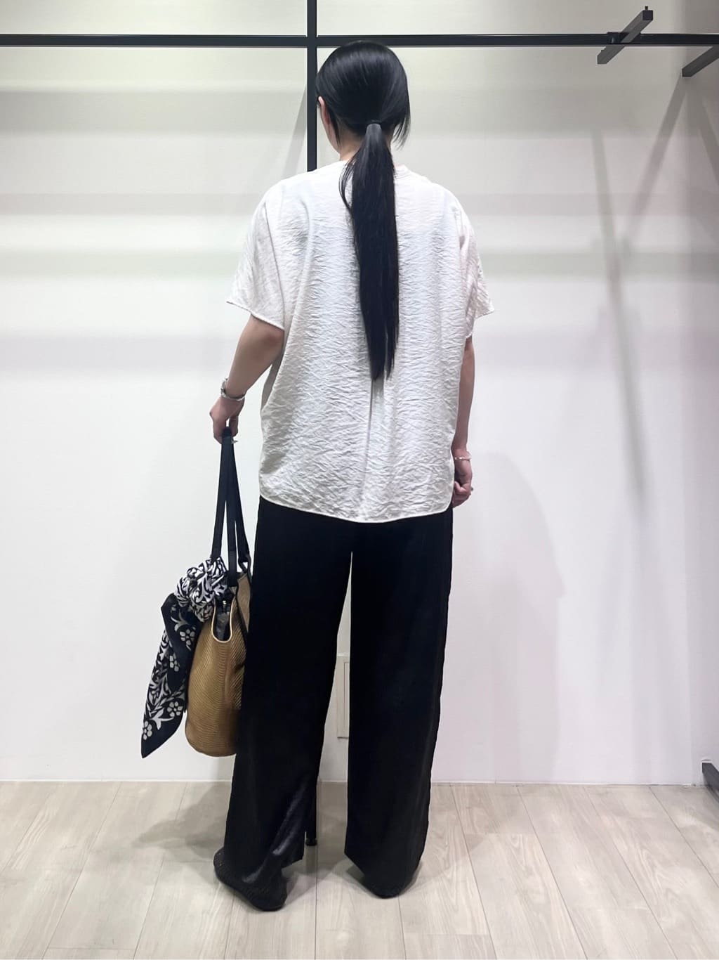 hasuさんの「INDIVI｜クロストップブレスレット」を使ったコーディネート