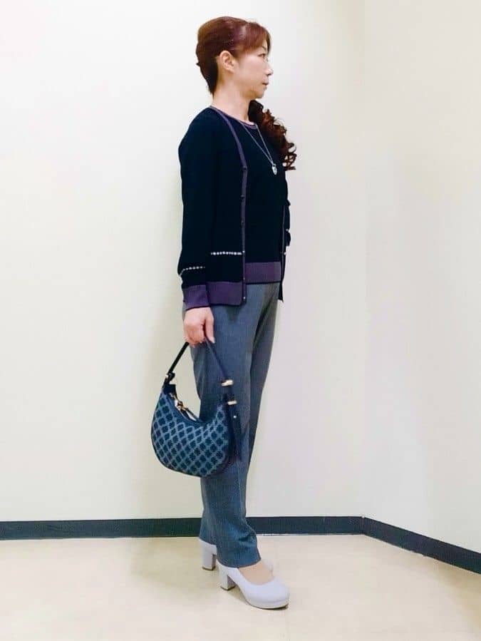 花さんの「Reflect｜【WEB先行カラーあり／手洗い可／アンサンブル可】バイカラーカーディガン」を使ったコーディネート
