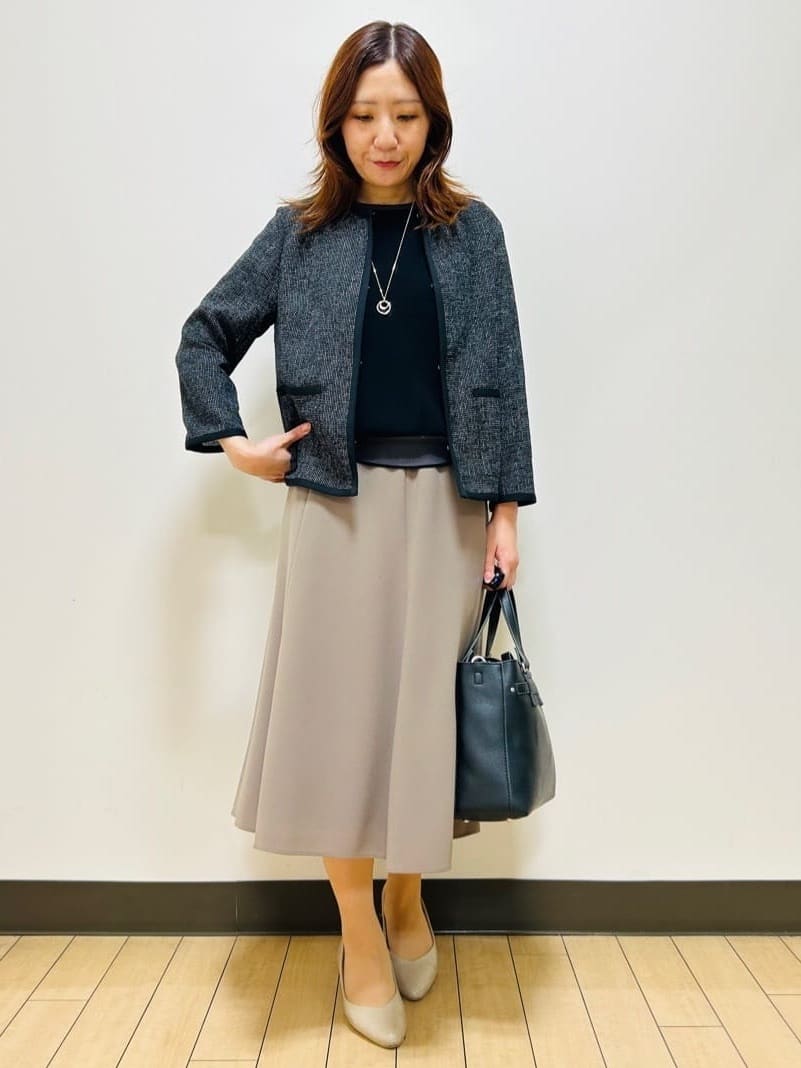 miiiさんの「Reflect｜【WEB先行カラーあり／手洗い可／アンサンブル可】バイカラー五分袖ニット」を使ったコーディネート