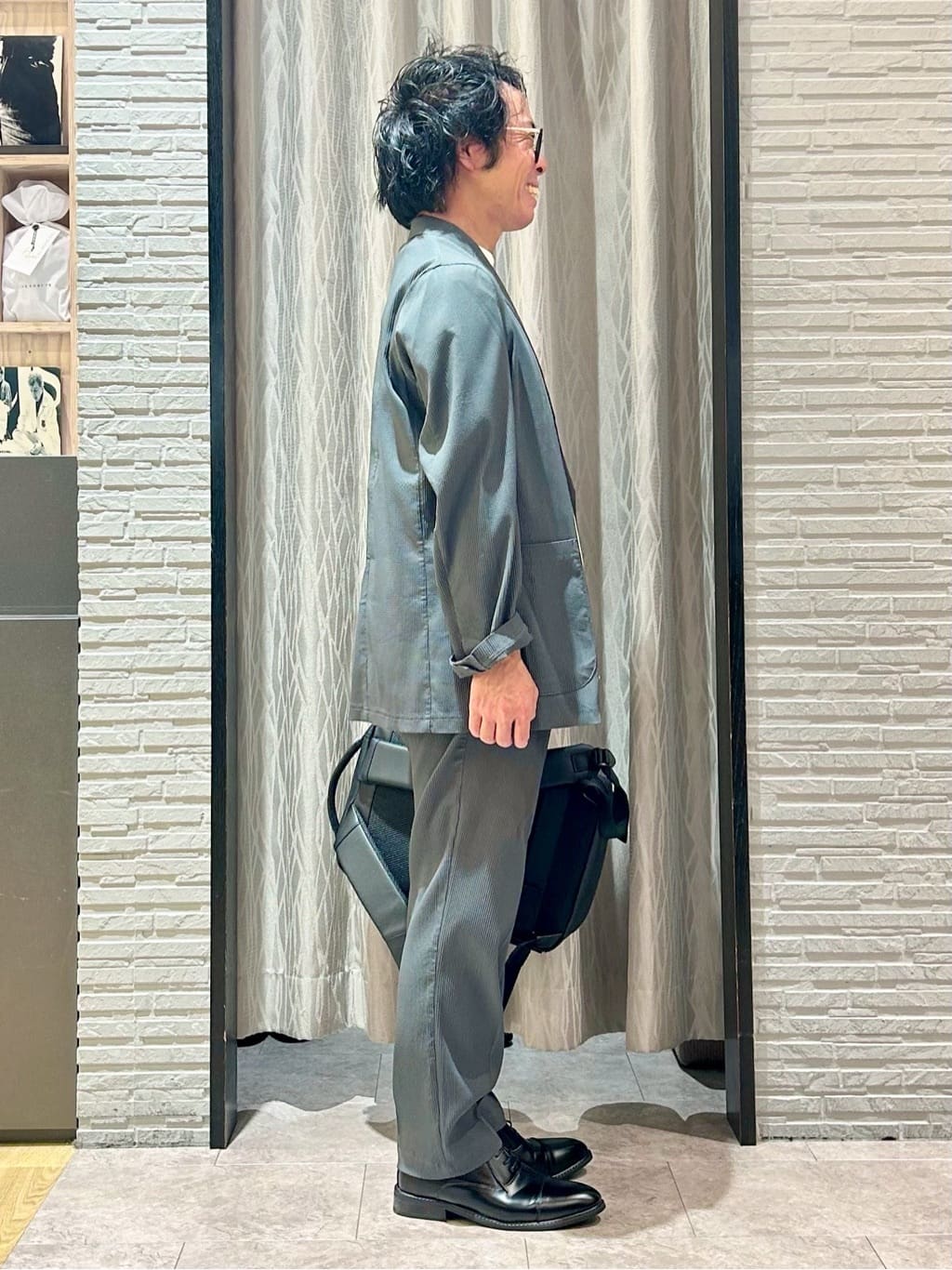 KENJI Iさんの「THE SHOP TK｜【Begin/ビギン10月号掲載】楊柳スマートジャケット　軽量/洗濯機OK/セットアップ可」を使ったコーディネート
