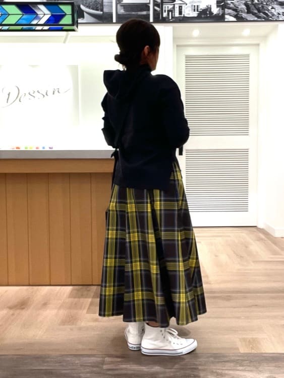 rinさんの「Dessin｜【洗える／体型カバー】ちょうどいいニットパーカ」を使ったコーディネート