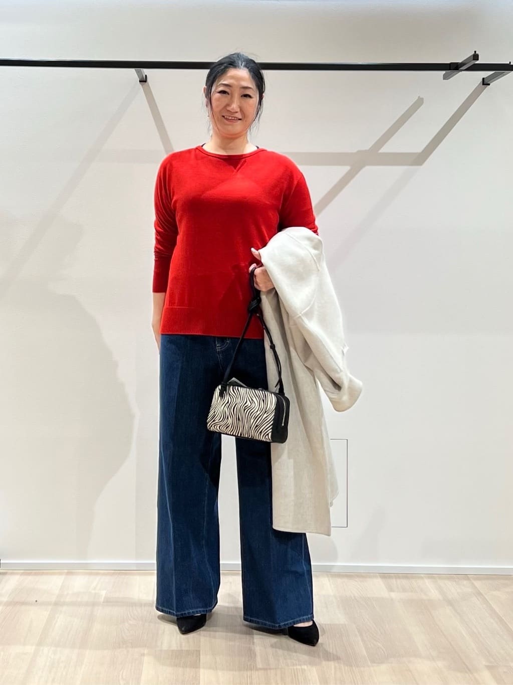TOMOMIさんの「UNTITLED｜【ロング丈/軽やか】テーラード　リバーコート」を使ったコーディネート