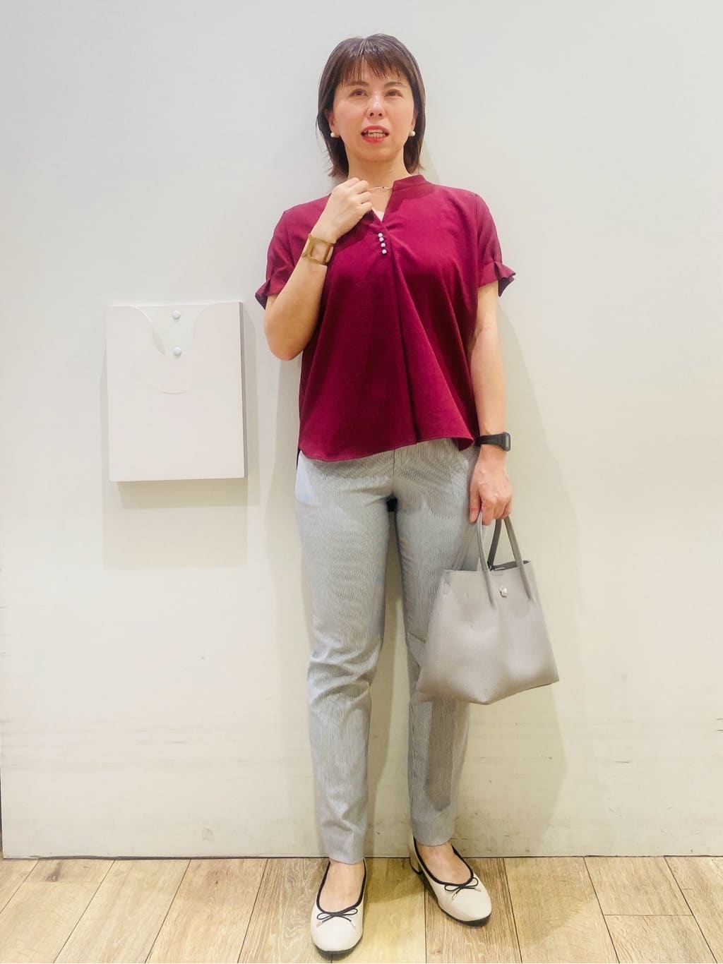 YUKOさんの「index｜《7色展開／XS-LLサイズ》タックスリーブスキッパーブラウス【洗濯機洗い可／吸水速乾／抗ピル／防シ」を使ったコーディネート
