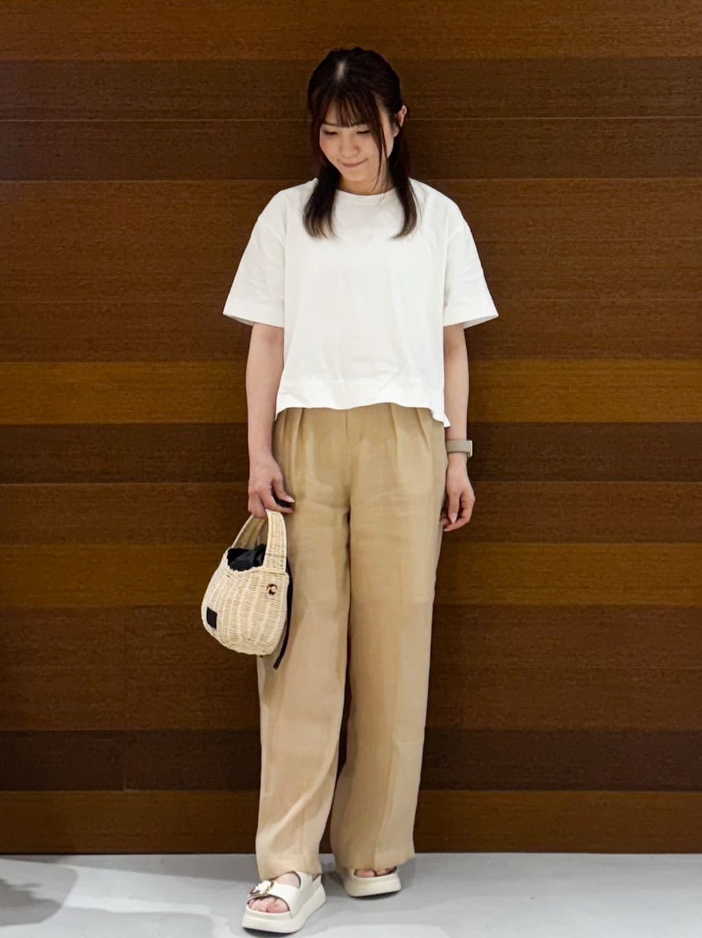 まみさんの「OPAQUE.CLIP｜◆刺繍ロゴワイドシルエットTシャツ【洗濯機洗い可】」を使ったコーディネート