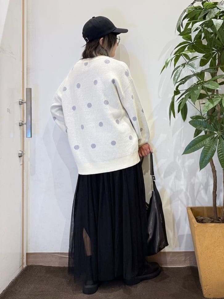 misakiさんの「SHOO･LA･RUE｜【洗濯機可】セレモニーからデイリーまで ふんわり軽やか チュールギャザースカート」を使ったコーディネート