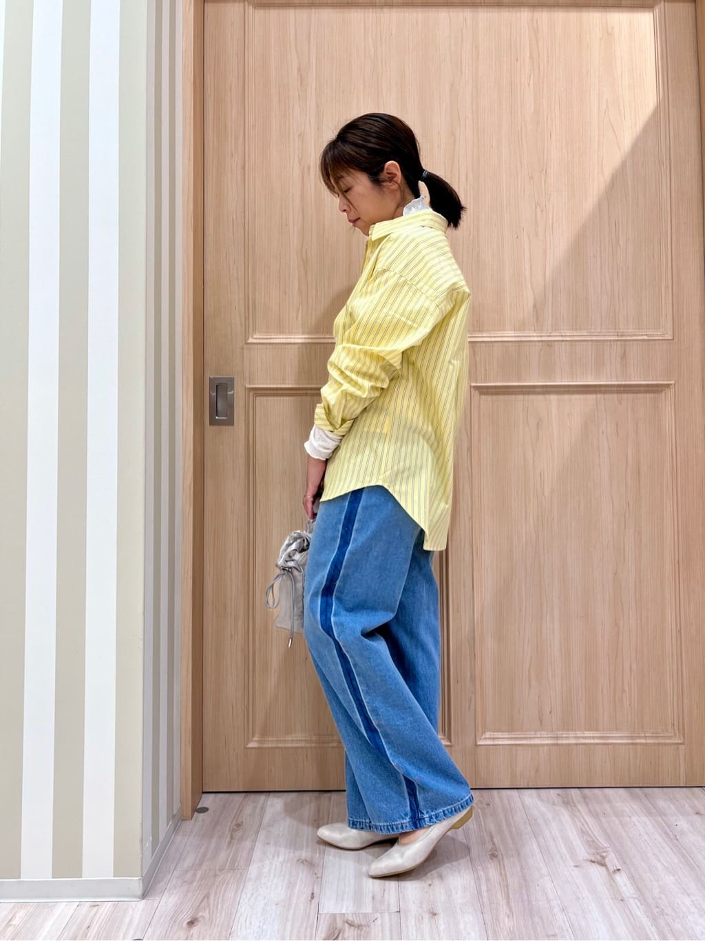 Kyokoさんの「SHOO･LA･RUE｜◆ストレッチアーモンドトゥパンプス」を使ったコーディネート