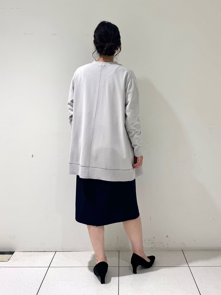 そんさんの「INDIVI｜【洗える】着流しロングカーディガン」を使ったコーディネート