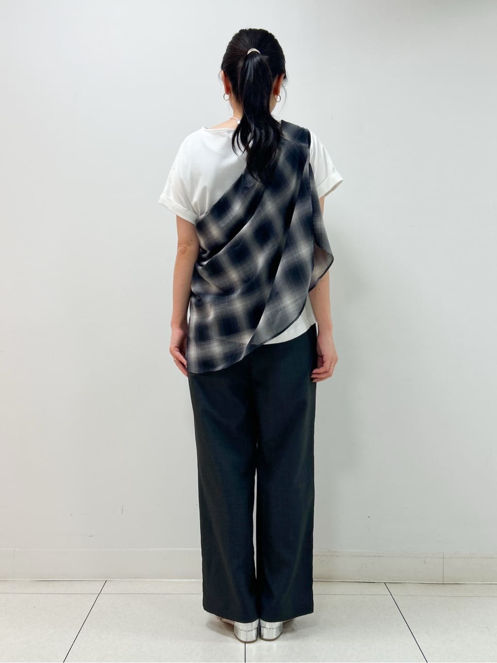 Kaiさんの「Dessin｜【ウエストゴム・洗える】アウトポケットワイドパンツ（XS～L）」を使ったコーディネート