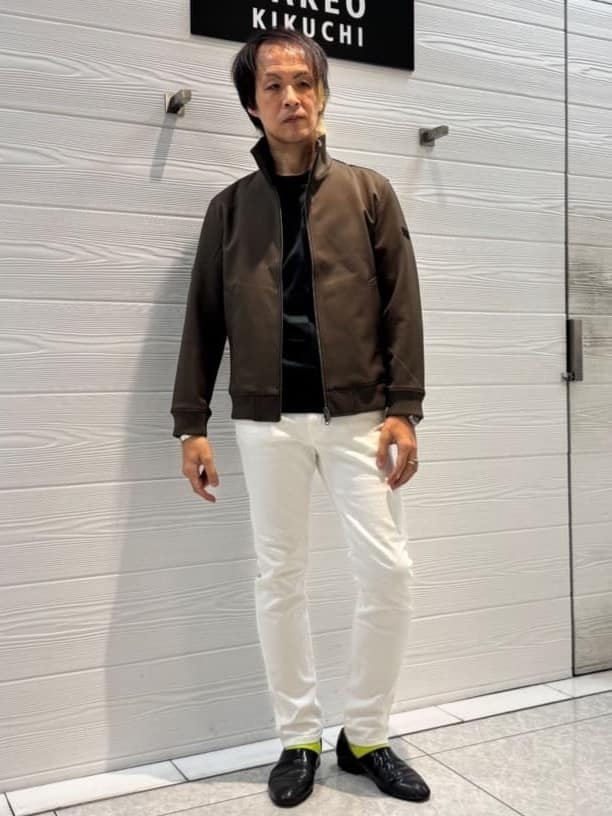 井出恭輔さんの「TAKEO KIKUCHI｜【Sサイズ～】ストレッチ デニム パンツ」を使ったコーディネート