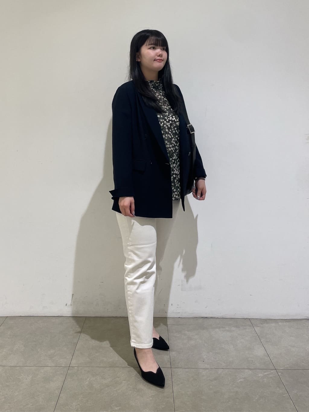 emikaさんの「INDIVI｜【着る日傘／遮熱／UVケア】ダブルジャケット」を使ったコーディネート