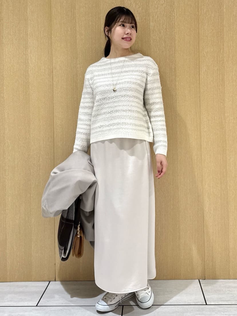 nanaさんの「UNTITLED｜【ツイード調/コンパクト丈】ブークレーボートネックニット」を使ったコーディネート