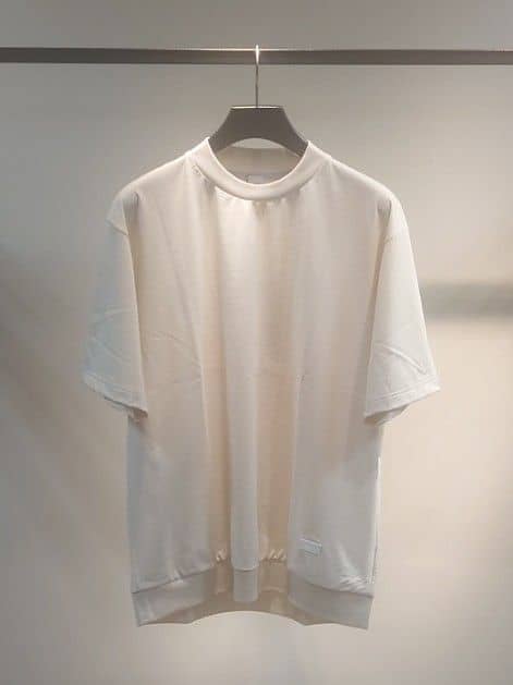 あまえびさんの「TAKEO KIKUCHI｜【COOL CITY WEAR】テーラードTシャツ /接触冷感」を使ったコーディネート