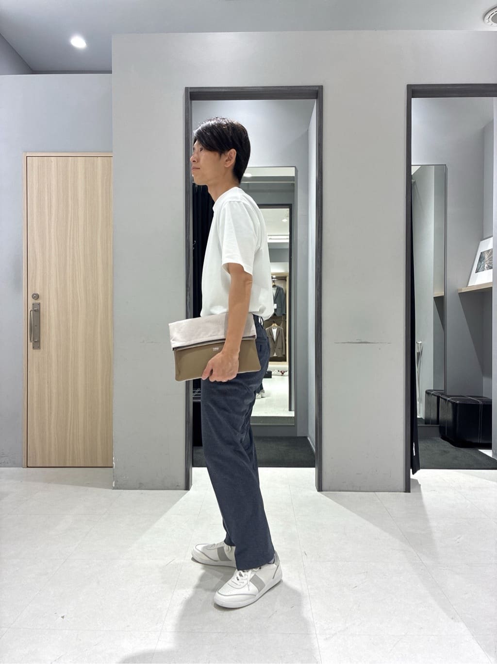 わいずみさんの「TAKEO KIKUCHI｜【抗菌防臭／5サイズ展開】ハイゲージポンチ Tシャツ」を使ったコーディネート