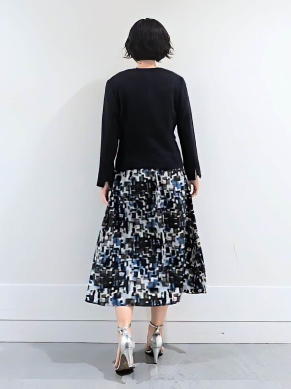 ミズタさんの「UNTITLED｜【短丈/日本製】カラミ風メッシュ ノーカラージャケット」を使ったコーディネート