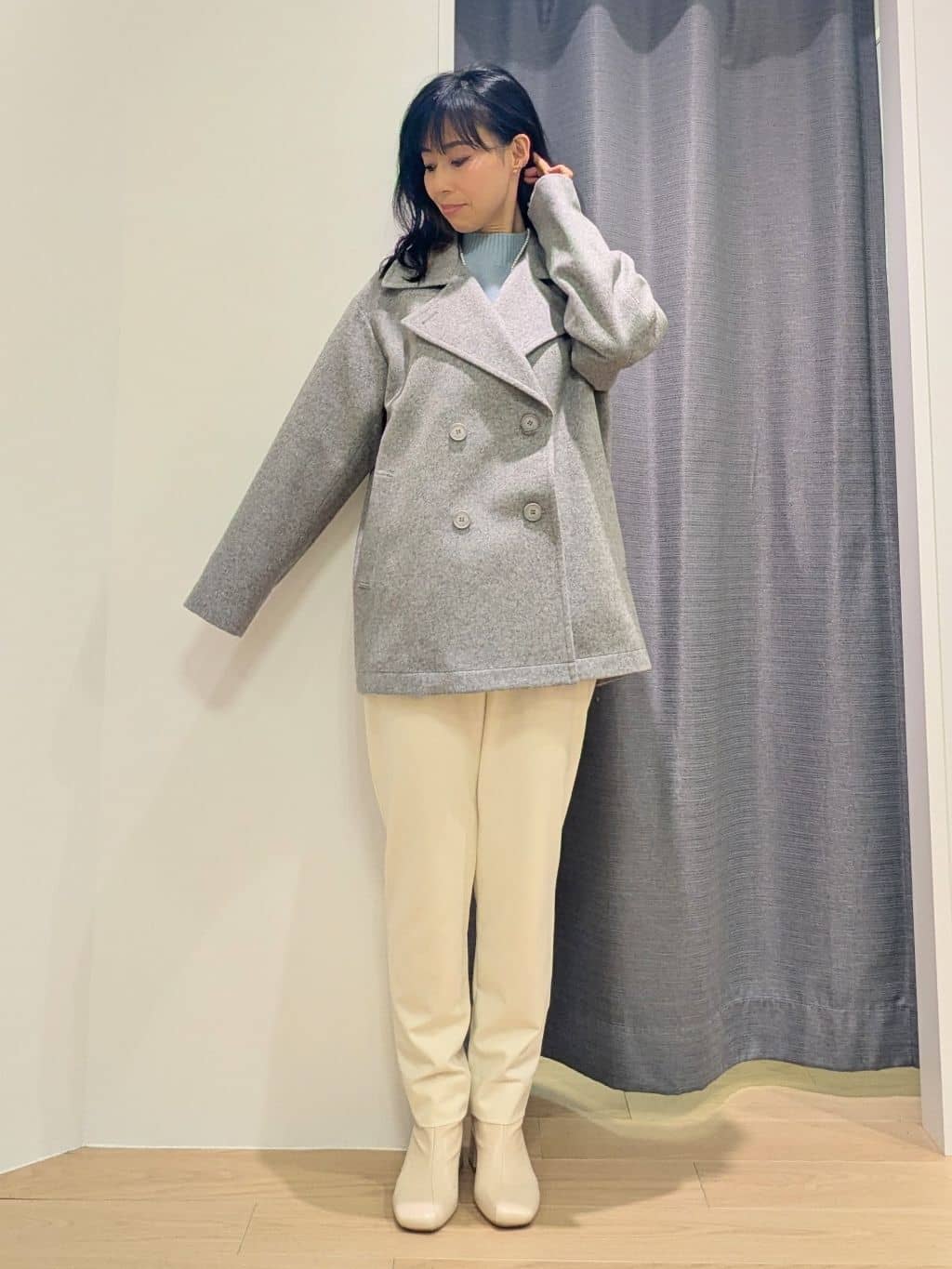 miiさんの「INDIVI｜【冬ニット人気NO．1！／カシミヤ混】ミドルゲージハイネックニット」を使ったコーディネート