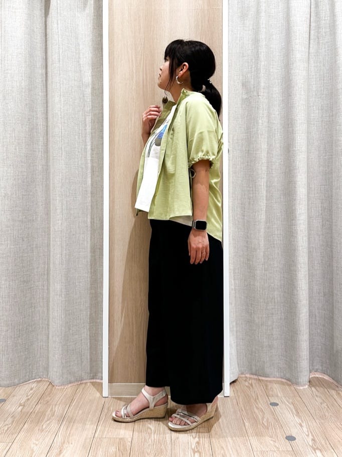 naoさんの「grove｜サマーハイパーストレッチワイドパンツ」を使ったコーディネート