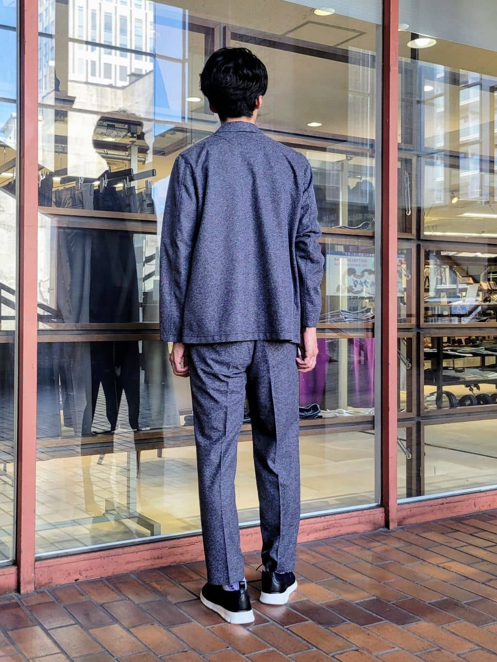 piroyaさんの「TAKEO KIKUCHI｜【抗菌防臭／5サイズ展開】ハイゲージポンチ Tシャツ」を使ったコーディネート