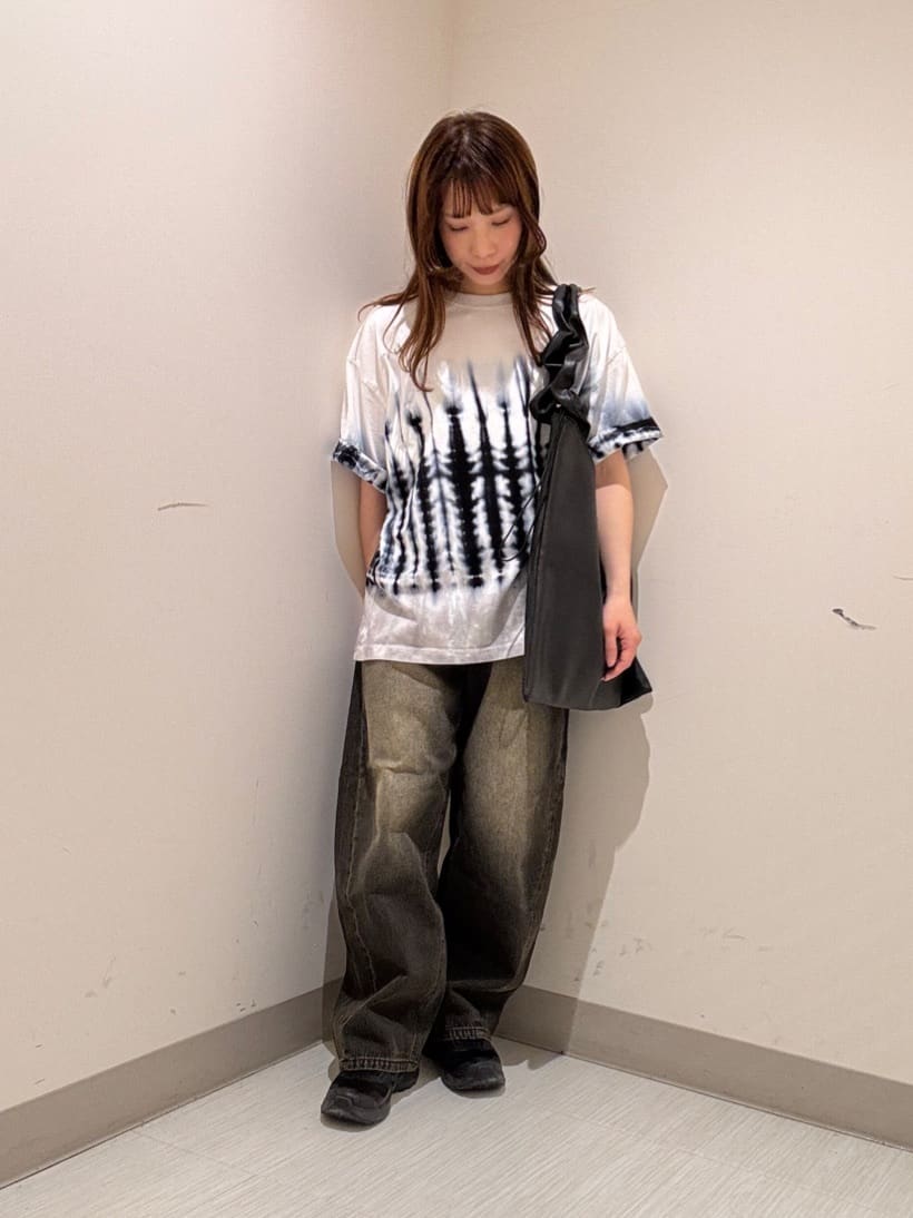 S.A.Oさんの「tk.TAKEO KIKUCHI｜◆タイダイTシャツ（XSサイズあり）」を使ったコーディネート
