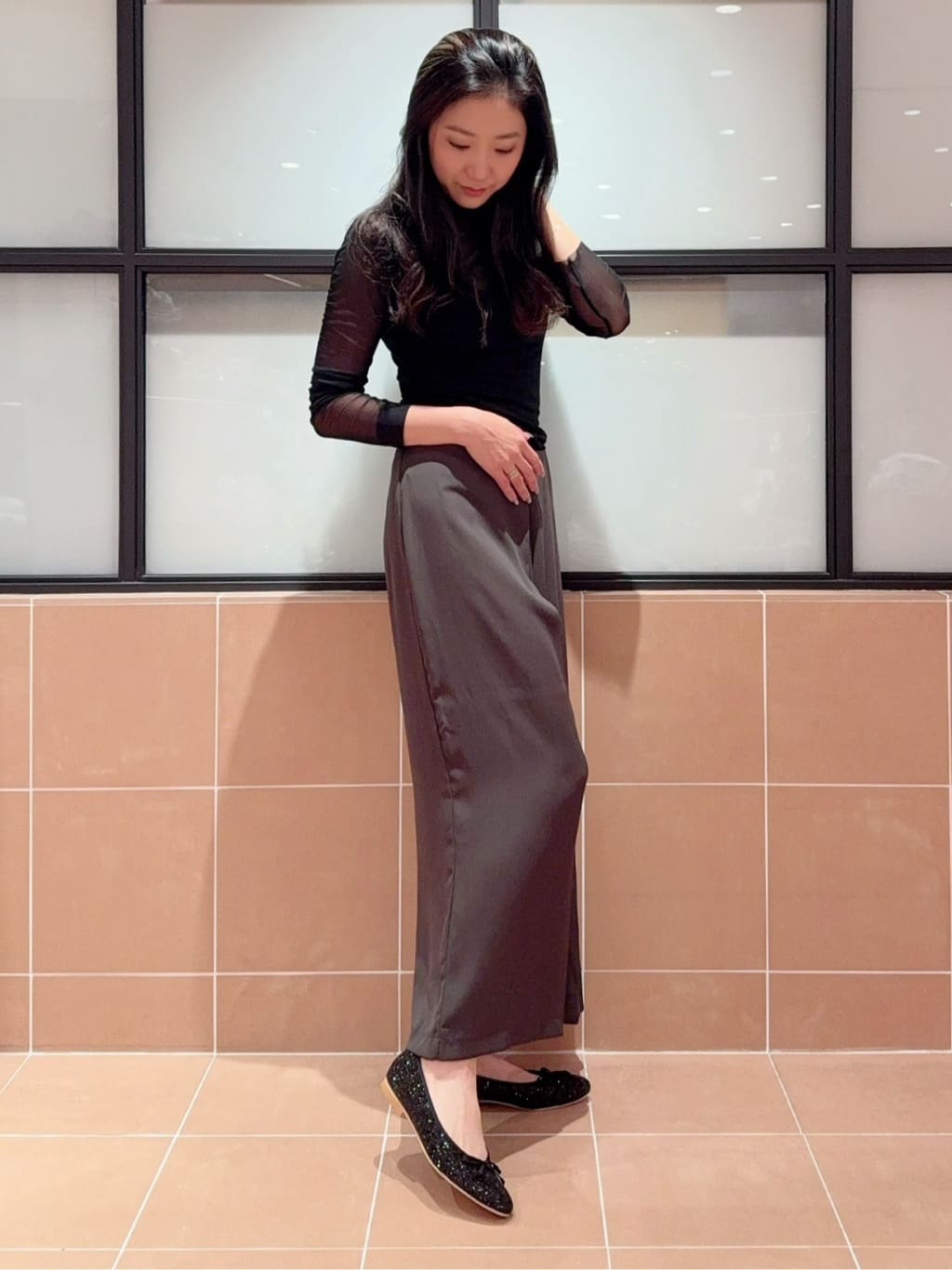 kaoriさんの「ESPERANZA｜【EC限定カラーあり】グリッターバレエシューズ」を使ったコーディネート