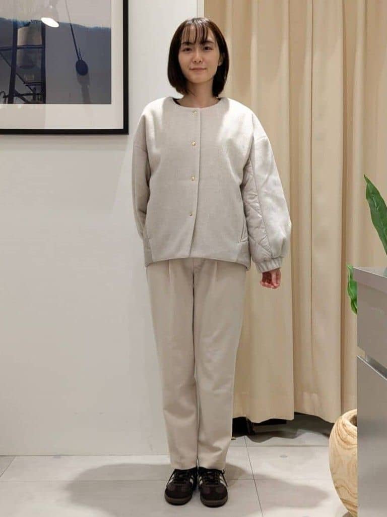 なめさんの「THE SHOP TK｜前後で印象が変わる ドッキングノーカラージャケット」を使ったコーディネート