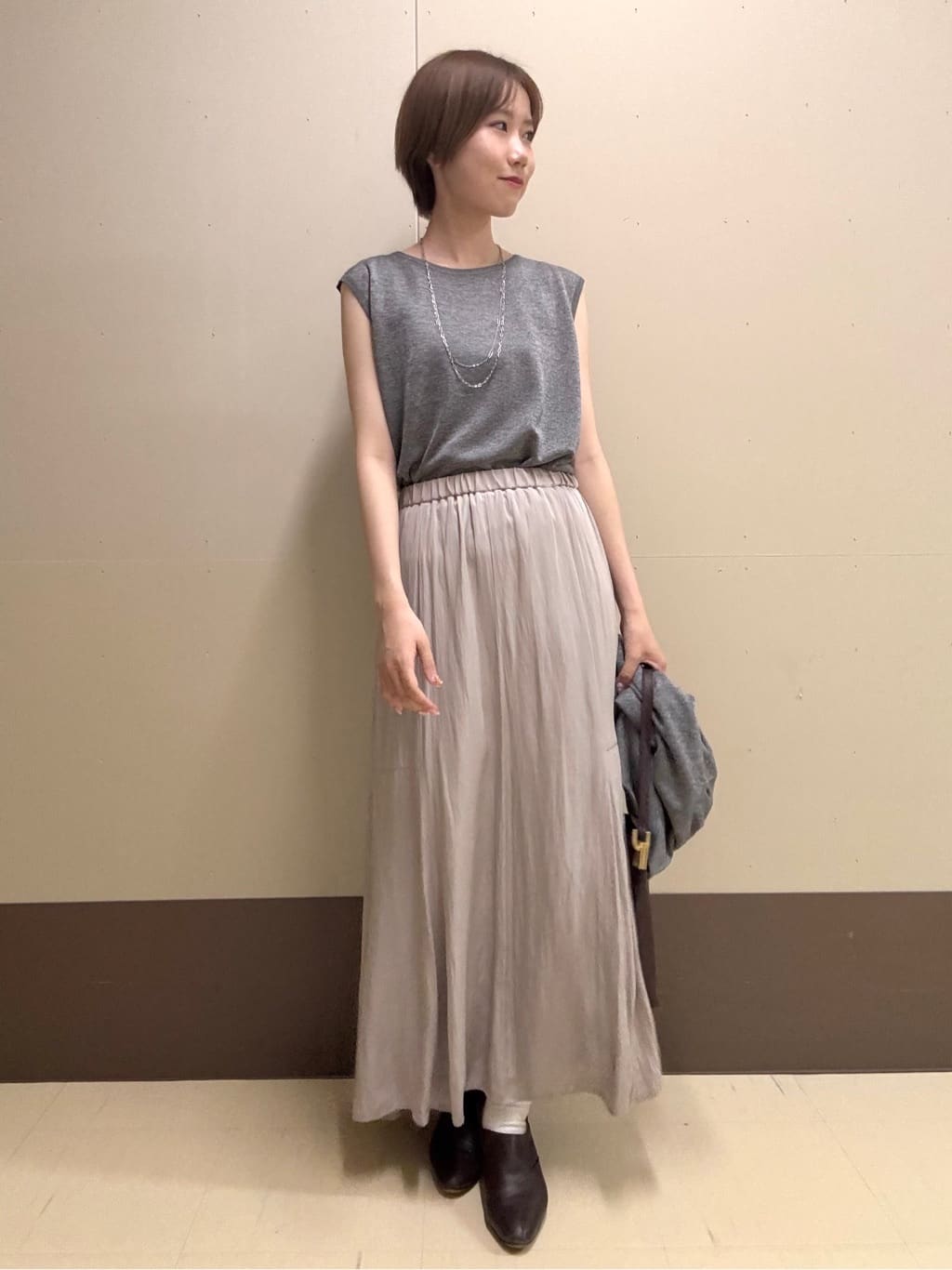 mioさんの「UNTITLED｜【洗える/1枚で着映え】ソフト裾フレアスカート」を使ったコーディネート
