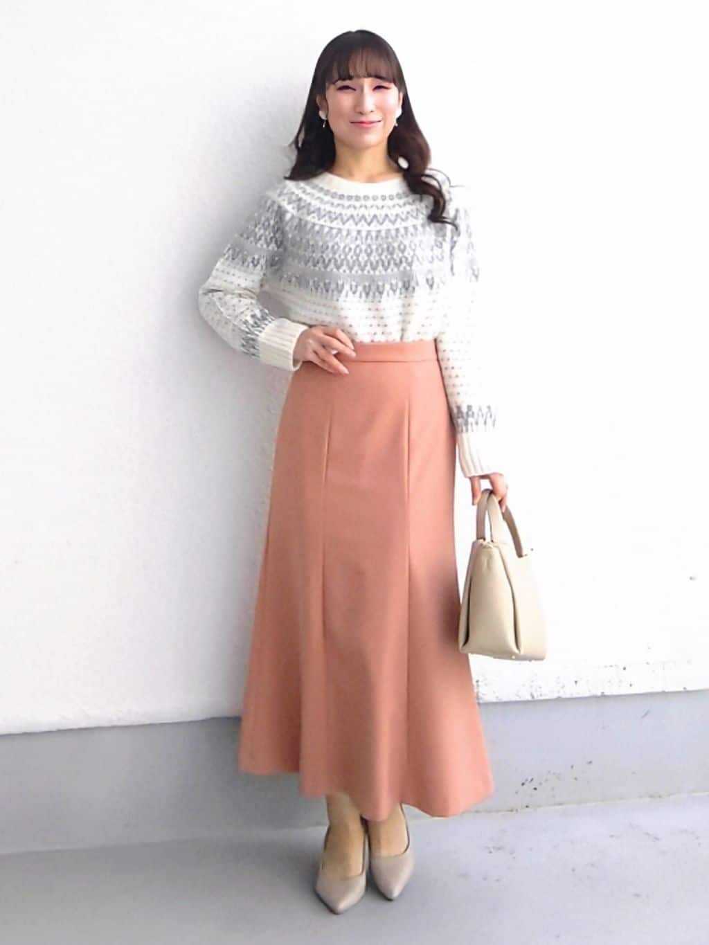 keinaさんの「SunaUna｜【ラメ混】ノルディック風ジャカード柄ニット」を使ったコーディネート