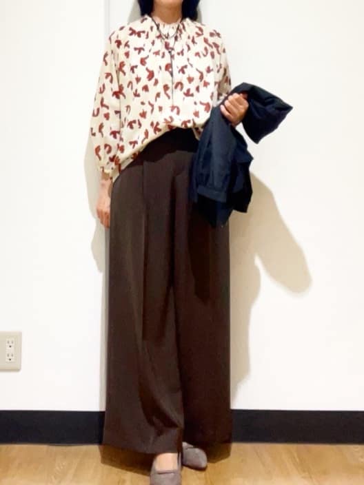 フクさんの「Reflect｜【パンツにもスカートにも合わせやすい◎】ライティブルゾン」を使ったコーディネート