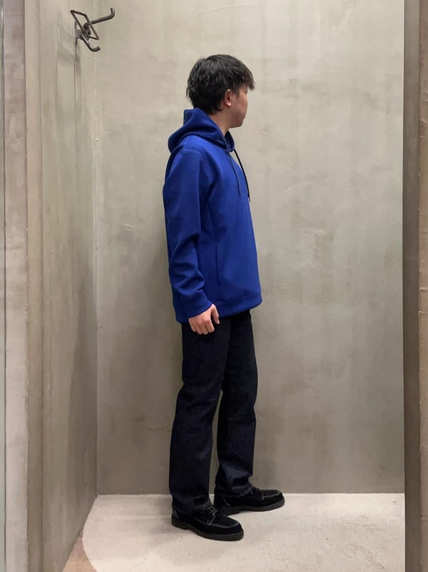 コウノ モトヤさんの「TAKEO KIKUCHI｜【モンスターストレッチ】日本製 ワンウォッシュ デニムパンツ」を使ったコーディネート